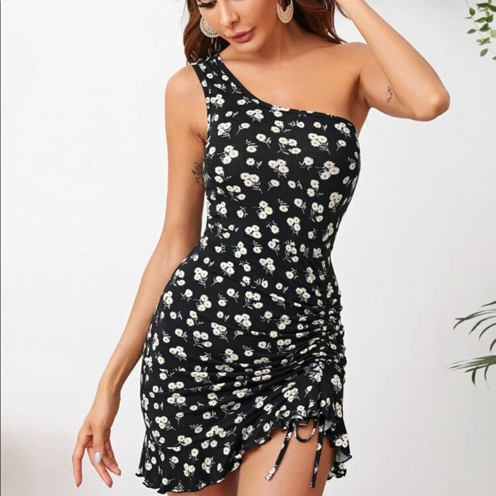 Floral dress size M